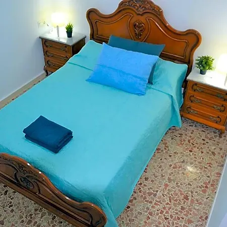 Hotel Lovely With Terrace Cb5ev 4*