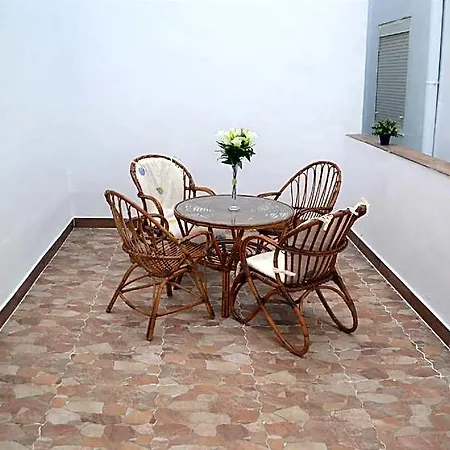 Apartment Lovely With Terrace Cb5ev